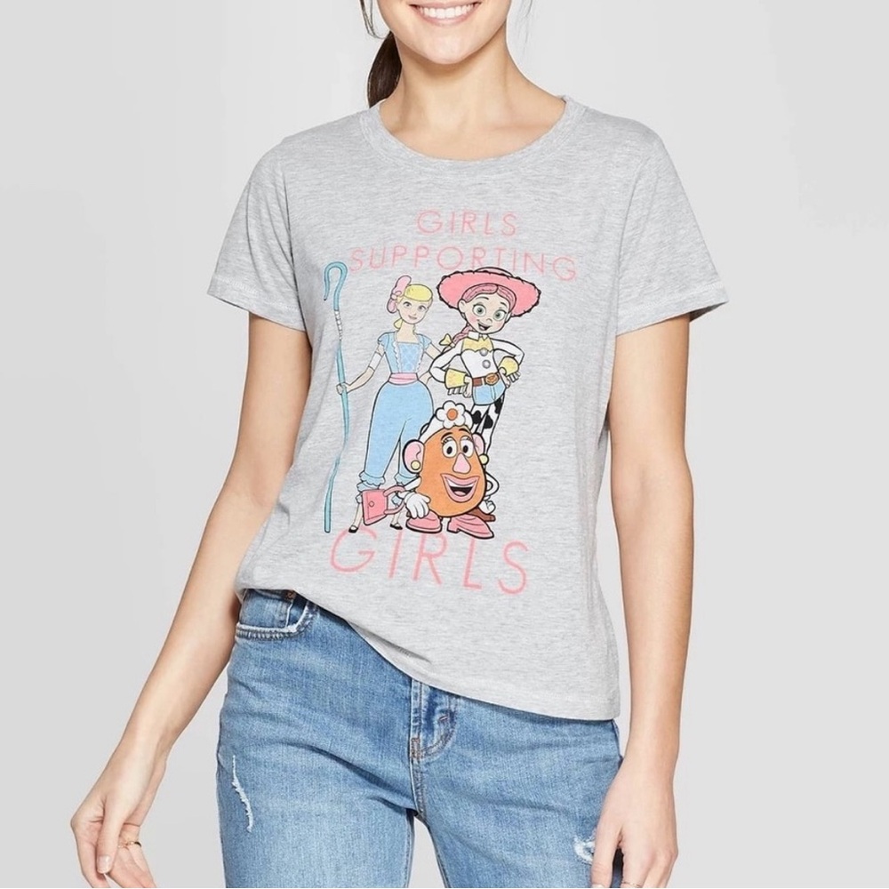 Target Gray 'Girls Supporting Girls' Short Sleeve Graphic Tee